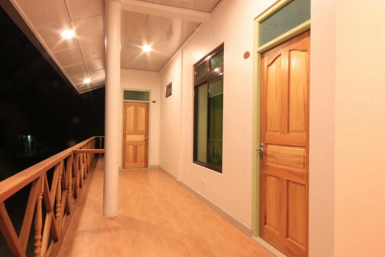Shifa Lodge Maldives Feridhoo Стая снимка